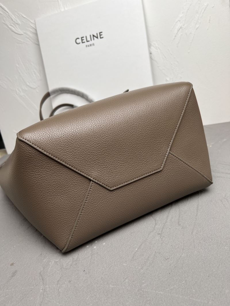 Ce1i*e cabas bags
